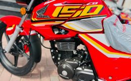 Tin xe máy 18/6: ‘Vua côn tay’ 150cc mới tinh của Honda về đại lý, hạ bệ Exciter, giá 41 triệu đồng