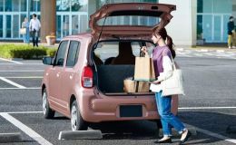 Tin xe 25/6: Hạ bệ Hyundai Grand i10 và Kia Morning, Suzuki ra mắt mẫu ô tô giá rẻ gần bằng Honda SH