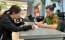 Người phụ nữ bị trói tay chân, xát bột ớt rồi cướp mất 300 triệu, công an phát hiện sự thật khó tin