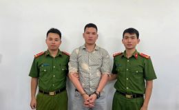 Bắt gã đàn ông khiến bé trai phải sống đời tàn tật sau 1 năm trốn truy nã, bất ngờ nơi phát hiện