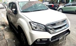 Tìm thấy chủ nhân chiếc ô tô xịn đỗ bên đường cả năm không ai nhận ở Nha Trang, hé lộ lý do khó tin