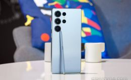 Galaxy S25 Ultra giảm sâu, rẻ hơn tới 4 triệu so với iPhone 16 Pro Max, AI, camera zoom xa ăn đứt