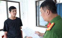 Danh tính kẻ cầm kéo tấn công người lái xe ôm hàng chục nhát, bị bắt khi về thăm bạn gái ở Cần Thơ