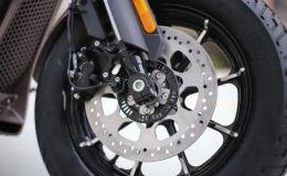 Tin xe 1/9: Ra mắt ‘vua côn tay’ mới giá 58 triệu đồng, ‘đè bẹp’ Yamaha Exciter và Honda Winner X
