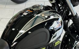 ‘Huyền thoại côn tay’ 230cc của Nhật chính thức mở bán: Chất hơn Honda Winner X và Exciter, giá mềm