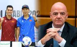 Điểm tin BĐVN 14/10: HLV Kim Sang-sik lập cột mốc mới; ĐT Việt Nam được FIFA giúp sức