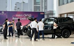 Toyota Land Cruiser Prado 2025 phải giảm giá sâu để kiếm khách