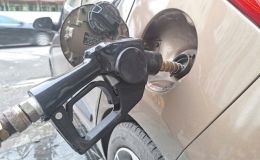 Giá xăng dầu hôm nay 24/10: Xăng dầu thế giới tăng mạnh 5%, trong khi trong nước đảo chiều giảm sâu