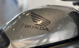 Honda ra mắt ‘huyền thoại côn tay’ mới đẹp hơn cả Winner R: Đẳng cấp vượt thời gian, có ABS, giá mềm
