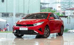 Giá lăn bánh Kia K3 cuối tháng 10/2025 rẻ ‘chạm đáy’, quyết đánh bại Mazda3 và Hyundai Elantra
