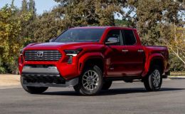 Bán tải mới nhà Toyota ‘đè bẹp’ Ford Ranger: Mạnh 326 mã lực, sức kéo hơn 2,7 tấn