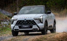 Mitsubishi Xforce HEV 2026 ra mắt, giá từ 727 triệu đồng: Thách thức lớn với Toyota Yaris Cross