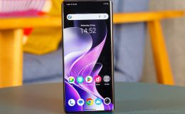 Đây là chiếc điện thoại vivo giá rẻ bằng nửa iPhone 17, màn cong mãn nhãn đáng mua nhất Việt Nam