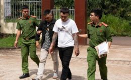 Cái kết cho 8 đối tượng ngang nhiên đòi 50 triệu đồng 'tiền bảo kê' của người dân ở hội chợ