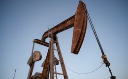 Cập nhật giá xăng dầu hôm nay 20/11: Tăng nhẹ, tình trạng dư cung hạn chế đà tăng