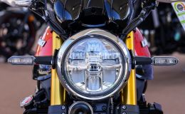 ‘Huyền thoại côn tay’ kinh điển của Nhật chính thức ra mắt: Đẳng cấp vượt thời gian, có ABS, giá mềm