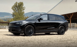 ‘Hiệp sĩ bóng đêm’ trong thân hình SUV điện hạng sang 590 mã lực: Giới hạn 999 chiếc toàn thế giới