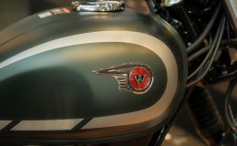 Tin xe máy 30/11: ‘Vua côn tay’ mới ‘Made in Japan’ cập bến Việt Nam, đè bẹp Honda Winner R, giá mềm