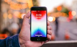 iPhone SE 2022 màn nhỏ nhưng chip khỏe giống iPhone 13 Pro Max, vua 5G giá rẻ của Appe, dưới 5 triệu