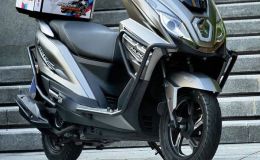 Tin xe 4/12: ‘Khắc tinh’ của Honda Air Blade ra mắt với trang bị ‘ăn đứt’ SH Mode, giá 26 triệu đồng