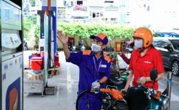 Từ 15 giờ chiều nay, giá xăng dầu tiếp tục được điều chỉnh: Giá xăng tăng, giá dầu giảm