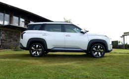 Xe Nhật ‘xả kho’ cuối năm: Ưu đãi dồn dập chưa từng thấy