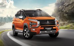 Top 5 mẫu xe được giảm giá lên tới cả trăm triệu tháng 12 này: Món hời người Việt không thể bỏ qua