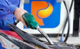 Giá xăng dầu hôm nay 5/12: Giá xăng tiếp tục leo thang trong khi giá dầu bất ngờ giảm