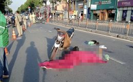 TPHCM: Xe máy va chạm với người đi bộ khiến sư cô 81 tuổi tử vong tại chỗ, camera an ninh hé lộ diễn biến