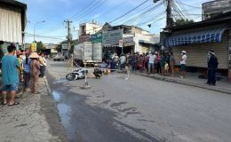 TPHCM: Thắng gấp vì xe ba gác đậu ngược chiều, nạn nhân bị xe tải cán tử vong thương tâm