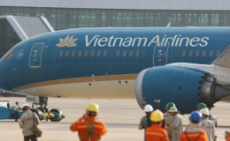 Khoảnh khắc 'siêu máy bay' Boeing 787 hạ cánh tại sân bay Long Thành