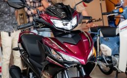 Đẹp hơn Honda Future và Wave Alpha, ‘vua xe số’ 135cc mới của Yamaha đã về đại lý Việt với giá sốc