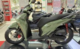 Bảng giá xe máy Honda giữa tháng 12/2025 giảm 'thủng đáy': Khách Việt ồ ạt tậu SH, SH Mode vì quá rẻ