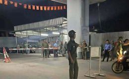 Xôn xao vụ 1 kẻ bất ngờ lao đến đâm chết bảo vệ Bệnh viện Đa khoa tỉnh Vĩnh Long rồi bỏ trốn