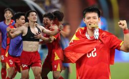 Người hùng U22 Việt Nam gây sốt sau khi về nước, tấm HCV SEA Games 33 bất ngờ 'đổi chủ'