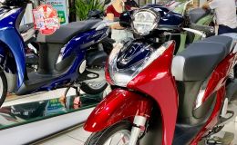 Tin xe máy 24/12: Honda SH Mode phiên bản 2025 giảm giá ‘mất phanh’ tại đại lý, hút khách vì quá rẻ