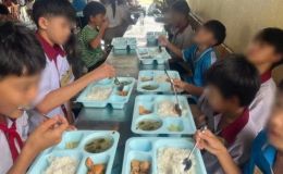 Vẫn còn 15 trường học với gần 1.500 học sinh chưa nhận được tiền ăn từ dự án 'Nuôi em'