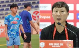 Sét đánh ngang tai HLV Kim Sang-sik, trụ cột U23 Việt Nam bị gạch tên ngay trước thềm VCK U23 châu Á 2026?