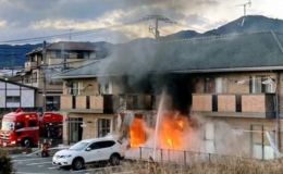 Cháy chung cư có người Việt tại Nhật: Khói đen cuồn cuộn, tài sản bị thiêu rụi, 4 người thoát nạn