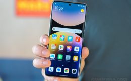 Đây là chiến thần tầm trung có bộ nhớ 512GB rẻ nhất Việt Nam, có màn cong, camera ăn đứt iPhone 17