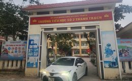 Không đứng lớp đủ giờ vẫn lĩnh phụ cấp đều đặn nhiều năm, loạt dấu hiệu sai phạm trường tiểu học Quảng Trị bị phản ánh