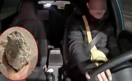 Hiện trường gạch đá rơi như ‘bẫy tử thần’ trên vành đai Hà Nội, công an khẩn trương xác minh các xe chở vật liệu