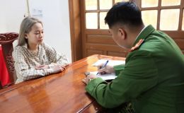 'Tú bà' dụ dỗ 2 bé gái vùng cao lên thành phố làm công nhân rồi 'giở mặt' bán vào quán karaoke