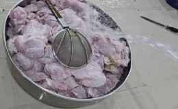 Choáng với kết quả kiểm tra kho lưu trữ nguyên liệu của Sago Food – chuyên cấp suất ăn cho 12 trường học ở TP.HCM