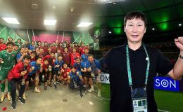 Tuyển quân cho ĐT Việt Nam quyết đấu Malaysia, HLV Kim Sang-sik bất ngờ nhận 'món quà lớn'