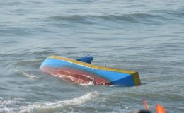 Chìm tàu cá chở 5 người ở cửa biển La Gi, thuyền trưởng tử vong, xót xa nơi thi thể được tìm thấy