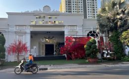 Nữ công nhân gục chết khi đang hát tiệc tất niên ở TPHCM: Hé lộ tình tiết bất ngờ từ camera nhà hàng