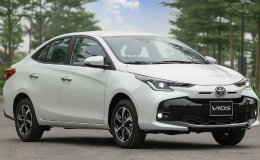 Trước Tết, Toyota mạnh tay ưu đãi: Vios, Yaris Cross, Alphard ‘hạ nhiệt’, giảm tới 200 triệu đồng