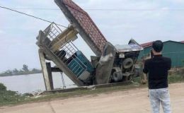 Làm rõ vụ xe tải mất lái tông vào thành cầu ở Ninh Bình khiến thầy dạy lái tử vong thương tâm