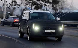 Hyundai Santa Fe facelift lộ diện: Đuôi xe bị chê nay được 'đập đi làm lại'